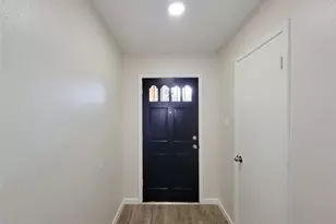 7907 Rumbling Wood Ct, Houston, TX 77086 - Photo 3