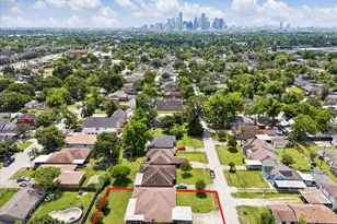 4620 Averill St, Houston, TX 77009 - Photo 21