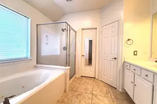 119 Benedict Canyon Loop, The Woodlands, TX 77382 - Photo 11