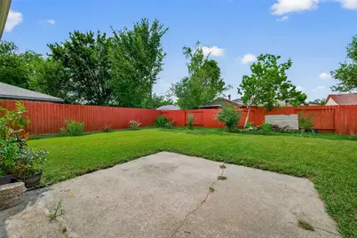 2719 Flintrock Circle, Houston, TX 77067 - Photo 17