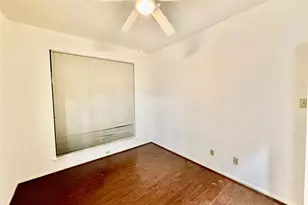 8055 Cambridge St, Houston, TX 77054 - Photo 9