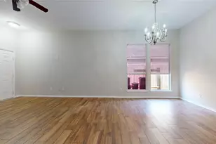 16611 Cheshire Grove Ln, Houston, TX 77090 - Photo 9