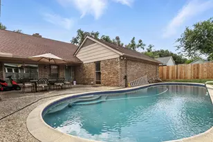 2910 Riata Ln, Houston, TX 77043 - Photo 23