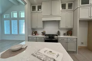 9011 Basilica Ln, Manvel, TX 77578 - Photo 11