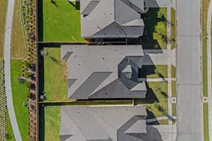 9011 Basilica Ln, Manvel, TX 77578 - Photo 5