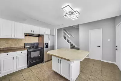 14703 Barryknoll Lane #11, Houston, TX 77079 - Photo 11