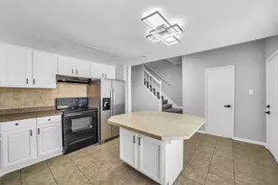 14703 Barryknoll Ln, Houston, TX 77079 - Photo 11