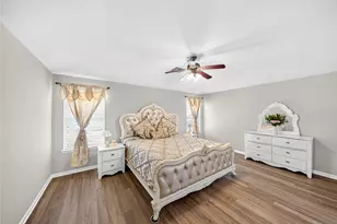 10101 Hidden Falls Dr, Pearland, TX 77584 - Photo 15