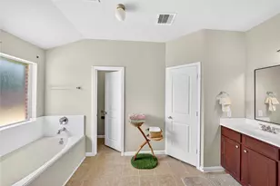 10101 Hidden Falls Dr, Pearland, TX 77584 - Photo 17