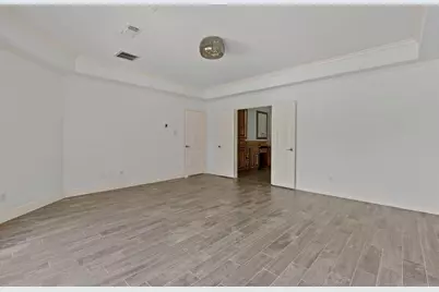 3114 W Autumn Run Circle, Sugar Land, TX 77479 - Photo 9