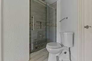 3114 W Autumn Run Cir, Sugar Land, TX 77479 - Photo 23