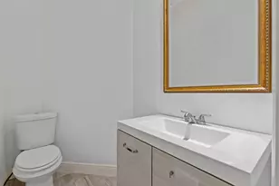 3114 W Autumn Run Cir, Sugar Land, TX 77479 - Photo 7