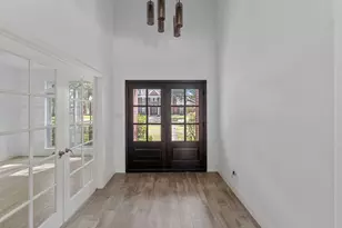 3114 W Autumn Run Cir, Sugar Land, TX 77479 - Photo 3