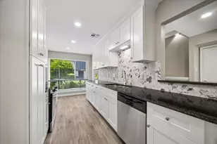 9007 Imogene St, Houston, TX 77036 - Photo 5