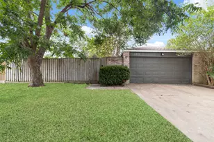 10819 Berry Tree Dr, Houston, TX 77064 - Photo 21