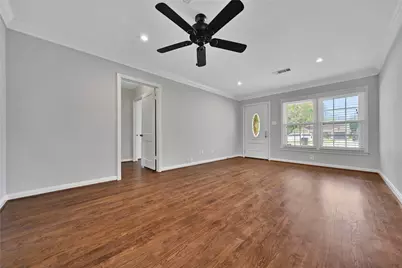1038 Lamonte Lane, Houston, TX 77018 - Photo 3