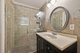 5326 Redstart St, Houston, TX 77096 - Photo 19