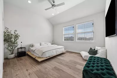 5232 Schuler Street, Houston, TX 77007 - Photo 15