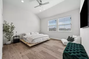 5232 Schuler St, Houston, TX 77007 - Photo 15