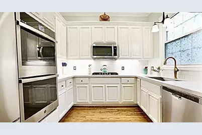 2006 Buffalo Terrace, Houston, TX 77019 - Photo 13
