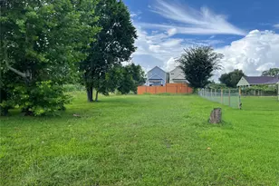 3126 Crandon St, Houston, TX 77026 - Photo 1