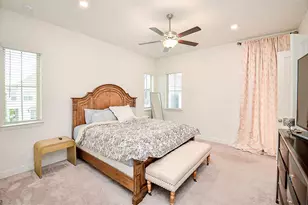 11021 Mikula Dr, Houston, TX 77043 - Photo 25