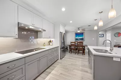 14707 Quail Grove Lane, Houston, TX 77079 - Photo 13