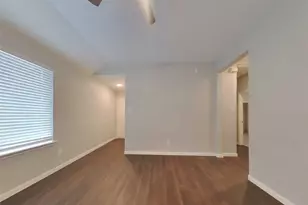 6918 Scarlet Sagebrush St, Katy, TX 77449 - Photo 3
