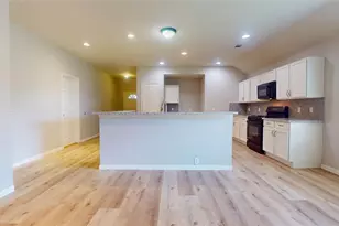 1103 Sun Prairie Dr, Houston, TX 77090 - Photo 17