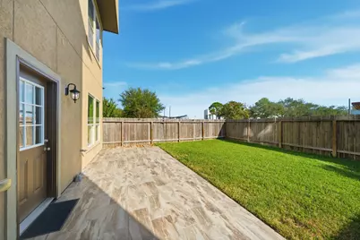10218 Spring Shadows Park Circle, Houston, TX 77080 - Photo 39