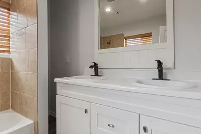 4505 Cochran Street, Houston, TX 77009 - Photo 15