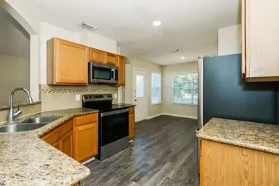 10714 Estelle Cir, Montgomery, TX 77356 - Photo 7