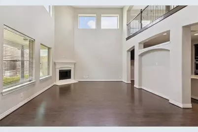 19403 Sanctuary Robin Ln, Spring City, TX 77388 - Photo 11