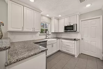 14507 Ravenhurst Lane, Houston, TX 77070 - Photo 17