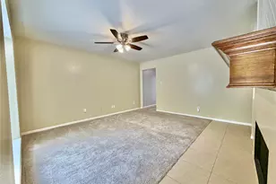 2103 Place Rebecca Ln, Houston, TX 77090 - Photo 3