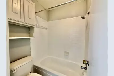 2103 Place Rebecca Lane #D10, Houston, TX 77090 - Photo 13