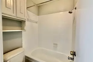 2103 Place Rebecca Ln, Houston, TX 77090 - Photo 13