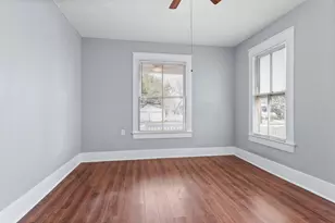 2005 37th St, Galveston, TX 77550 - Photo 13