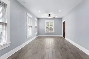 2005 37th St, Galveston, TX 77550 - Photo 5