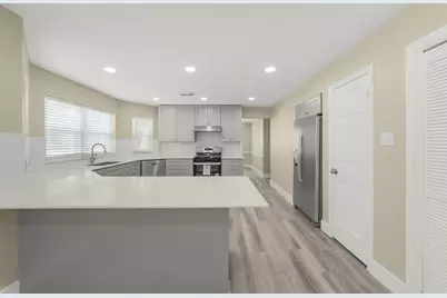 4138 Club Valley Drive, Houston, TX 77082 - Photo 25