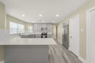4138 Club Valley Dr, Houston, TX 77082 - Photo 25