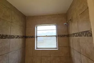 9222 Lockwood Dr, Houston, TX 77016 - Photo 5