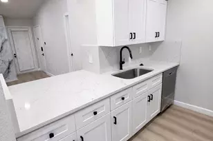 2125 Augusta Dr, Houston, TX 77057 - Photo 13