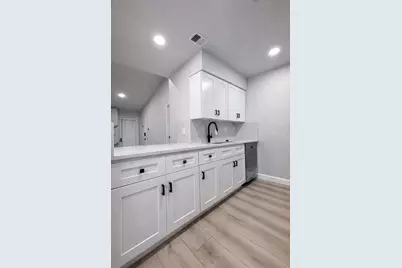 2125 Augusta Drive #74, Houston, TX 77057 - Photo 11