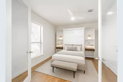2426 Bevis Street, Houston, TX 77008 - Photo 9