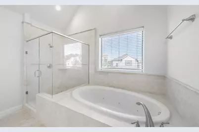 2426 Bevis Street, Houston, TX 77008 - Photo 7