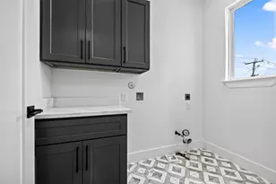 1107 Wilson St, Houston, TX 77019 - Photo 15