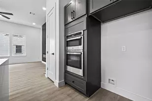 1107 Wilson St, Houston, TX 77019 - Photo 11