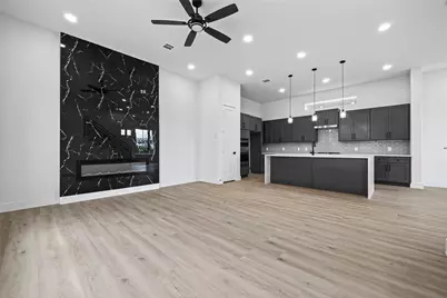 1107 Wilson St, Houston, TX 77019 - Photo 3