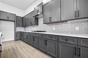1107 Wilson St, Houston, TX 77019 - Photo 7